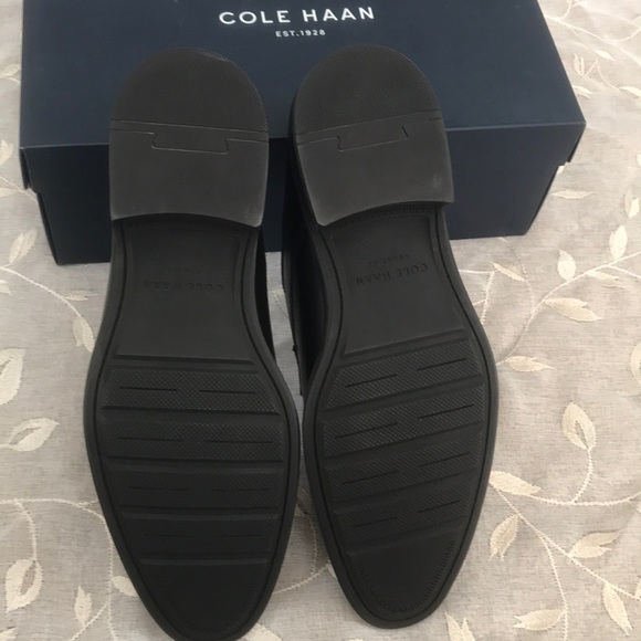 COLE HAAN Buckland Cap Toe Oxford - Picture 6 of 8